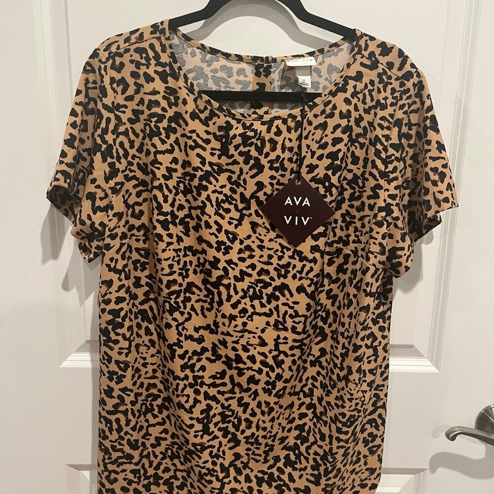 Ava & Viv size 1x plus size leopard top NWT